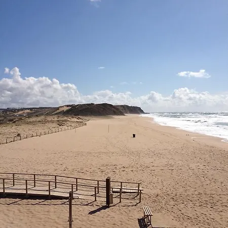 Terracos Da Peralta Lourinha (Lisbon)